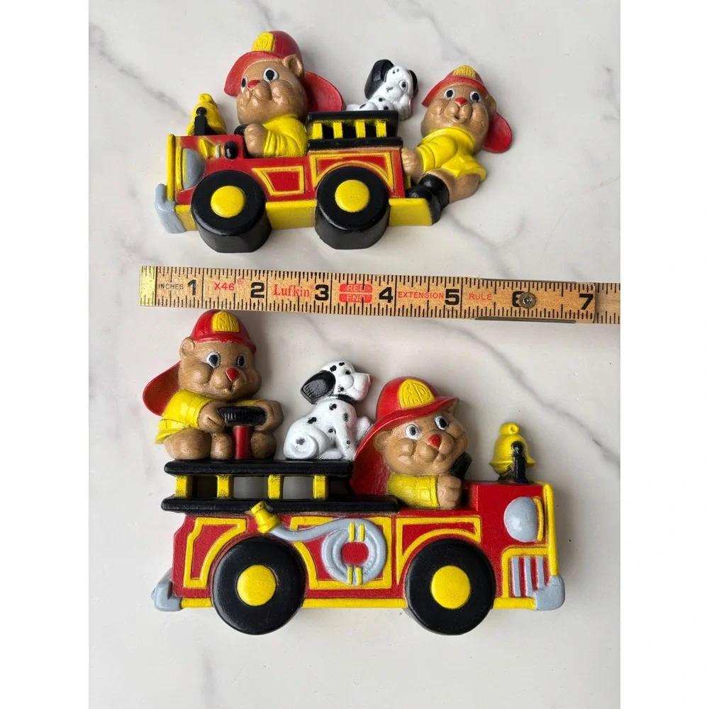 Vintage Homco Fire Truck Bear Dalmatian‎ Wall Plaques Kids Nursery 2 Pc